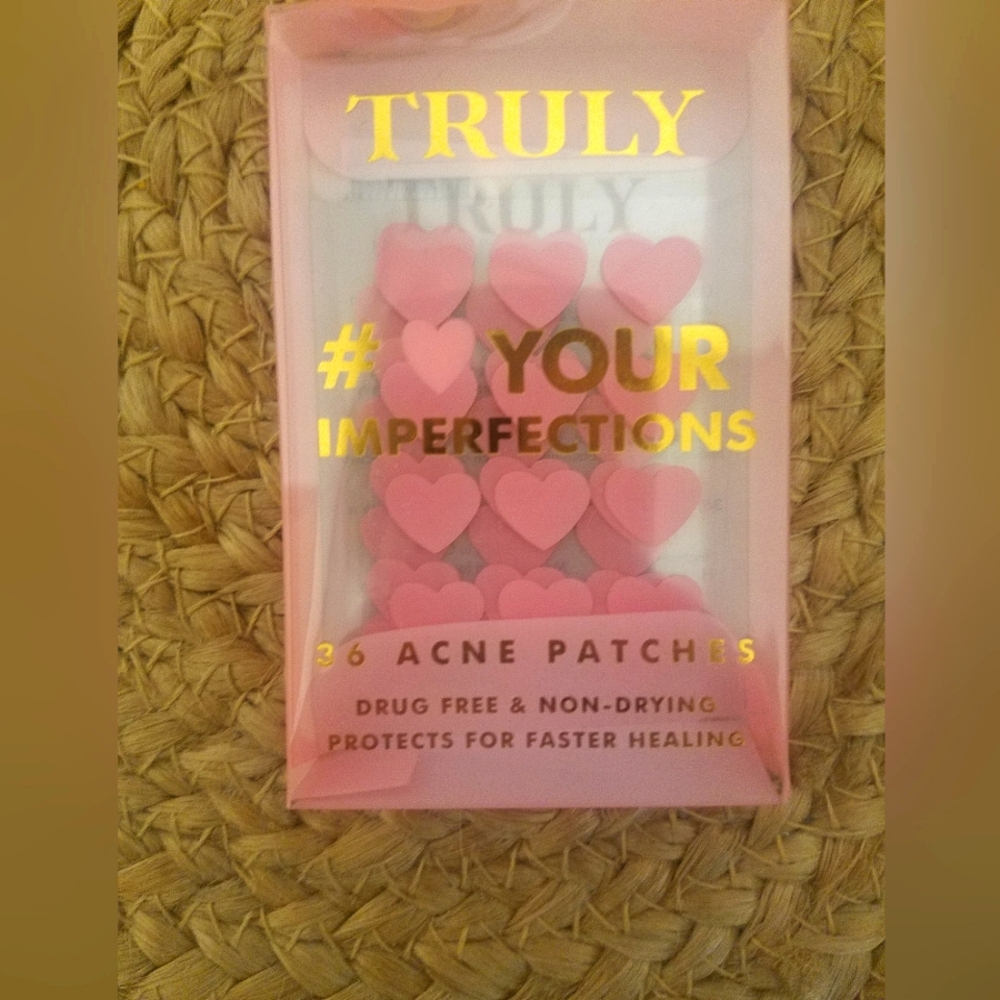 NIB Truly Pink Heart Acne Patches